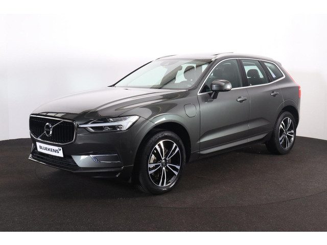 Volvo XC60 T8 Recharge AWD Momentum