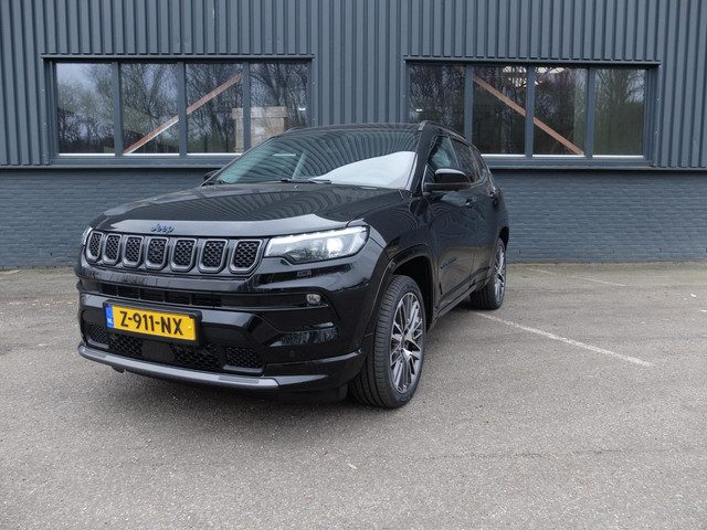 Jeep Compass 4xe 240 Plug-in Hybrid Electric S