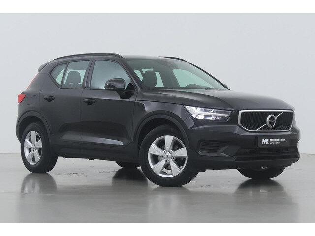 Volvo XC40 T2 Momentum Core