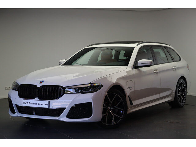 BMW 5 Serie touring 530e High Executive M Sport Automaat