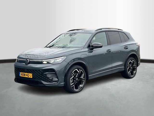 Volkswagen Tiguan 1.5 eHybrid 204pk DSG R-Line Edition Leder Trekhaak Panoramadak