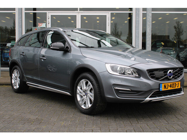 Volvo V60 Cross Country D4 Nordic+