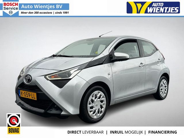 Toyota Aygo 1.0 VVT-i | X-Play 5-Drs | Airco | Camera | Carplay