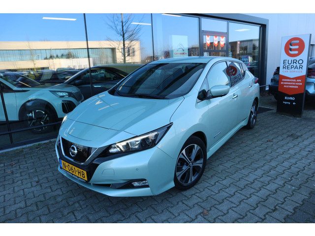 Nissan Leaf Tekna 40 kWh NAVI CLIMA CRUISE 360CAMERA STOEL/STUURVERW RIJKLAARPRIJS!!
