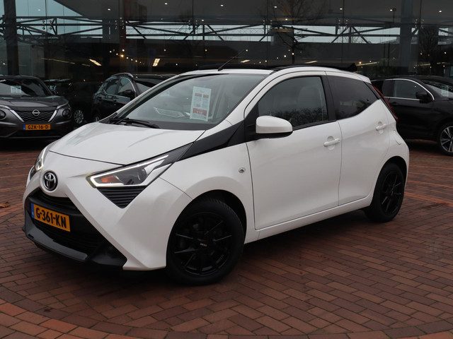 Toyota Aygo 1.0 VVT-i x-play limited