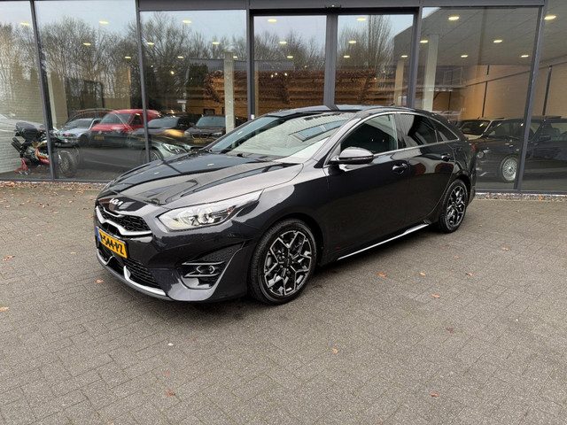 Kia ProCeed 1.5 T-GDI GT-LINE,Keyless,Lane Ass.,Trekhk Afn,Adapt Cruise,Camera,Carplay