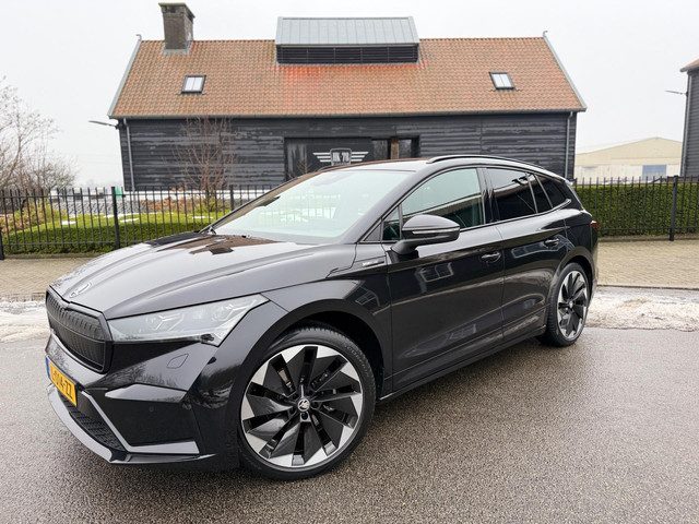 Škoda Enyaq iV 60 SPORTLINE BLACK-EDITION SOH 90.5% LEDER APPLE CARPLAY|ANDROID NAVI CLIMATE, TREKHA