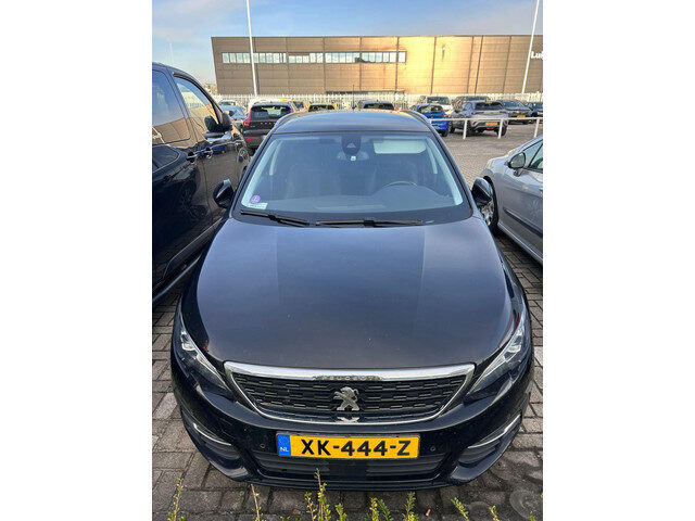 Peugeot 308 SW 1.2 PureTech Tech Edition