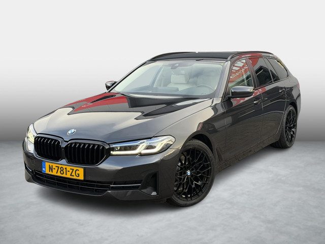 BMW 5 Serie touring 520i Comfortzetels/Laser/Org. NL