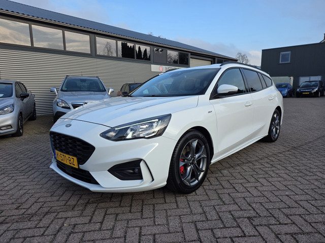 Ford Focus Wagon 1.0 EBH ST Line, business, camera, digitaal instrumenten, winter