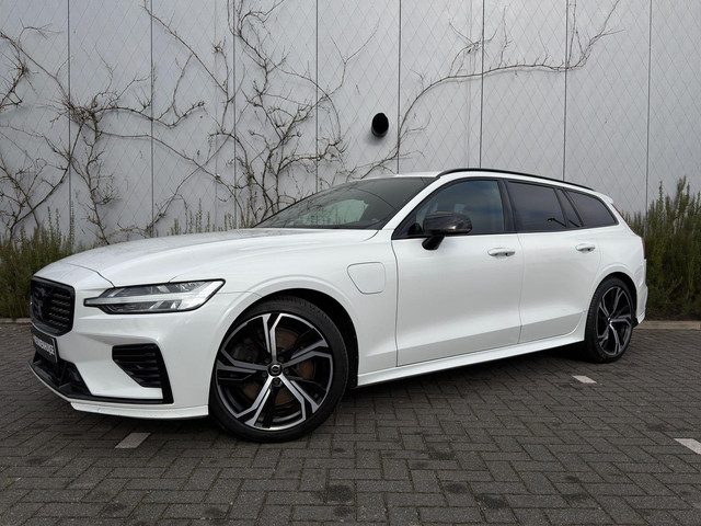 Volvo V60 2.0 T6 Twin Engine AWD R-Design