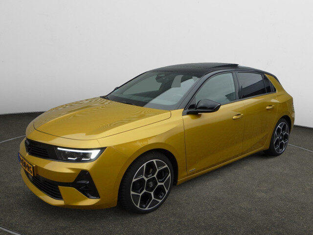 Opel Astra 1.2 Turbo (130Pk) Ultimate Intro Schuif/Kantel Navi Géén Aflever