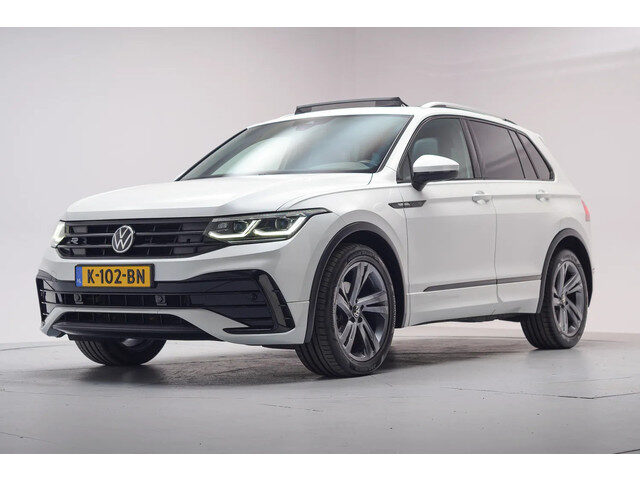Volkswagen Tiguan 1.5 TSI R-Line Nieuw model Aut. [ Panorama Virtual Navi ]