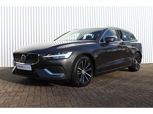 Volvo V60 T6 Plug-in hybrid AWD Essential Bright
