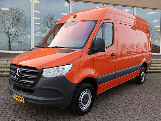 Mercedes-Benz Sprinter 316 2.2 CDI 163 PK L2H2 + 3500 KG TREKHAAK