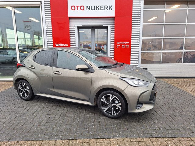 Toyota Yaris 1.5 Hybrid 115 Dynamic met Comfort Pack Limited