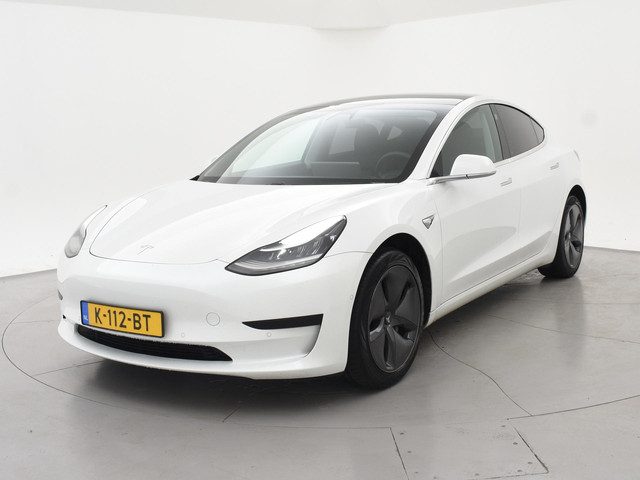 Tesla Model 3 60 kWh RWD *BTW* + LEDER | AUTOPILOT | PANORAMA