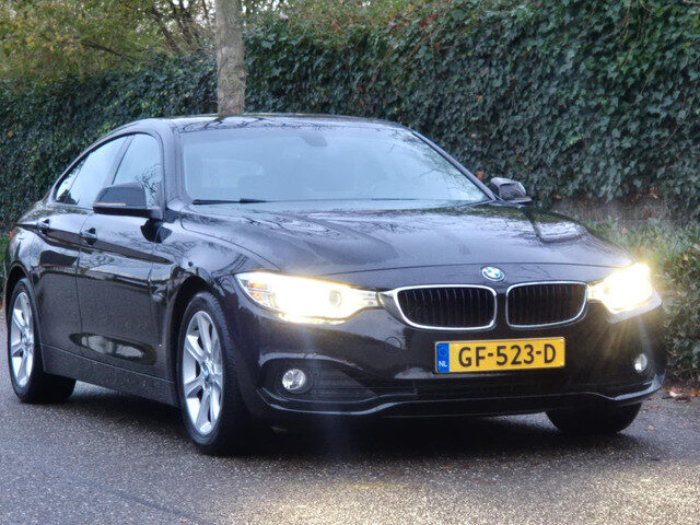 BMW 4 Serie Gran Coupé 420i Business Automaat Breedscherm Navi Cruise NAP NL Rijklaar 184pk