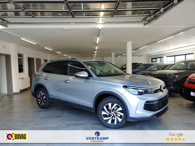 Volkswagen Tiguan 1.5 eTSI DSG LIFE EDITION TREKHAAK/CAMERA/NAVI/CARPLAY/ACC/STOELVERW/E-KLEP