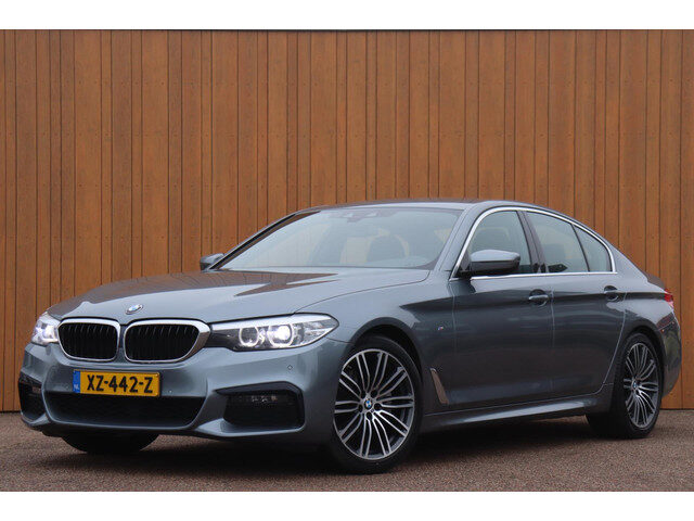BMW 5 Serie 520i M-sport Executive Ed. Harman Kardon org.NL camera alcantara+elek.verstelbaar digi.d