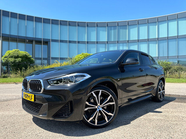 BMW X2 SDrive18i M-Sport High Executive Edition