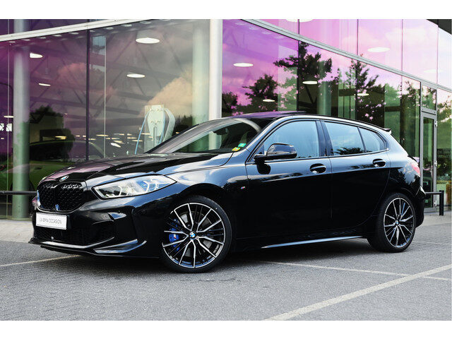 BMW 1 Serie M135i xDrive High Executive Automaat