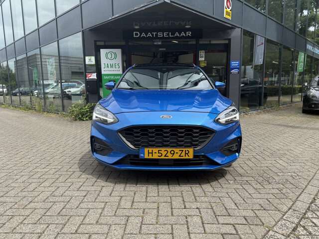 Ford Focus Wagon 1.0 EcoBoost ST Line Business pandak