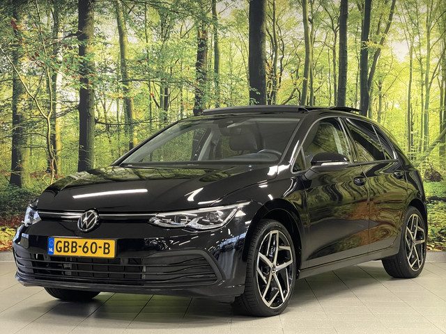 Volkswagen Golf 1.5 eTSI Life Business