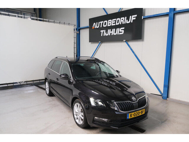 Škoda Octavia Combi 1.5 TSI Greentech Business Edition Automaat - N.A.P. Airco, Cruise, Navi, PDC.