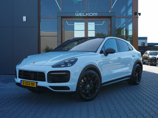 Porsche Cayenne Coupé 3.0 E-Hybrid | burmester | Sport Chrono | Carbon Dak | Adap. Cru