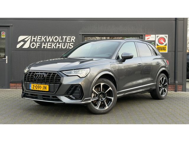 Audi Q3 45 TFSI e S-Line | Trekhaak | Matrix | Black Optik | Keyless
