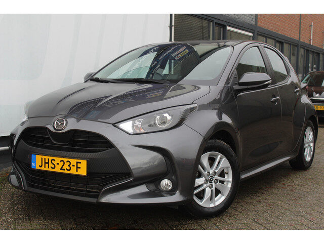 Mazda 2 Hybrid 1.5 Toyota Yaris