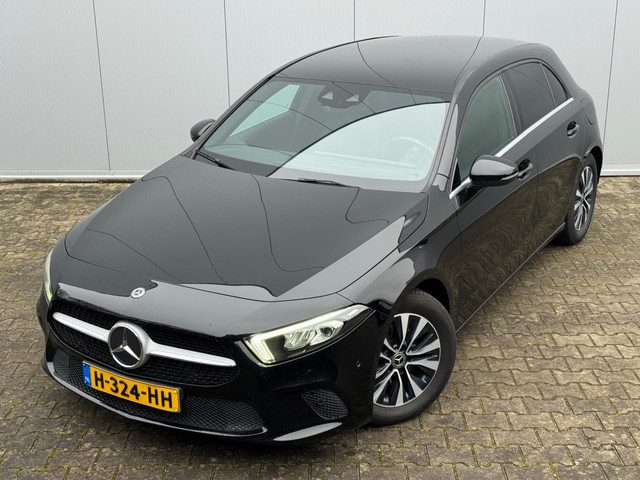 Mercedes-Benz A-Klasse A180 BUSINESS SOLUTION STOELVERWARMING FULLSCREEN DAB+ NAP HALF LEDER