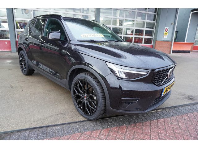 Volvo XC40 1.5 T4 Recharge Dark Plus Hybride 20"Licht metalen velgen