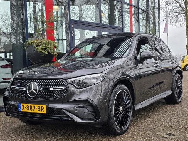 Mercedes-Benz GLC 400e 4MATIC AMG Line | Panodak | Achteras-besturing + Luchtvering | Leer | Sfeerve