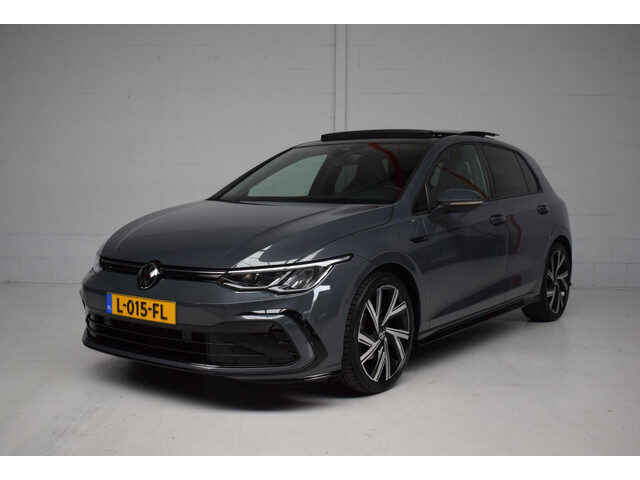 Volkswagen Golf 1.5 TSI R-Line ORG.NED / PANORAMADAK / HARMAN-KARDON / CARPLAY / CAMERA / SFEERVERLI