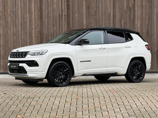 Jeep Compass 4xe 240 Plug-in Hybrid Electric S / Bi-Tone /