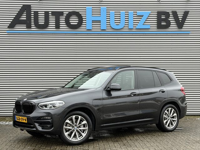 BMW X3 xDrive30e High Executive Leer Panoramadak Trekhaak Adaptieve LED 19 Inch Keyess Entry Head-Up