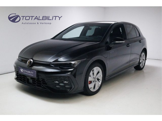 Volkswagen Golf 1.5 eHybrid GTE Black 272 PK automaat | IQ Led | Elec. trekhaak | Headup | Stoel- &