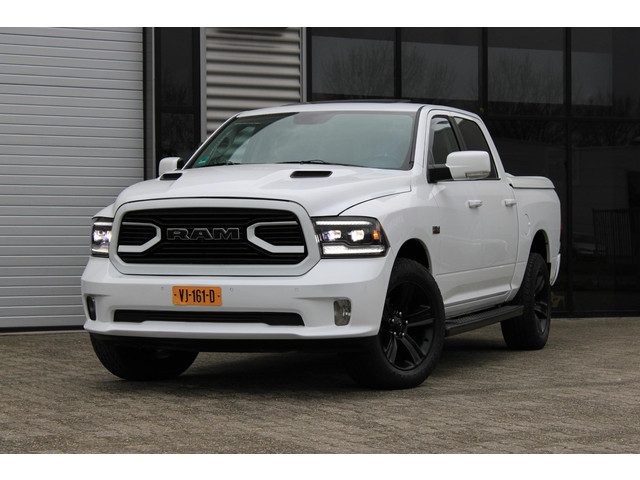 Dodge Ram 1500 5.7 V8