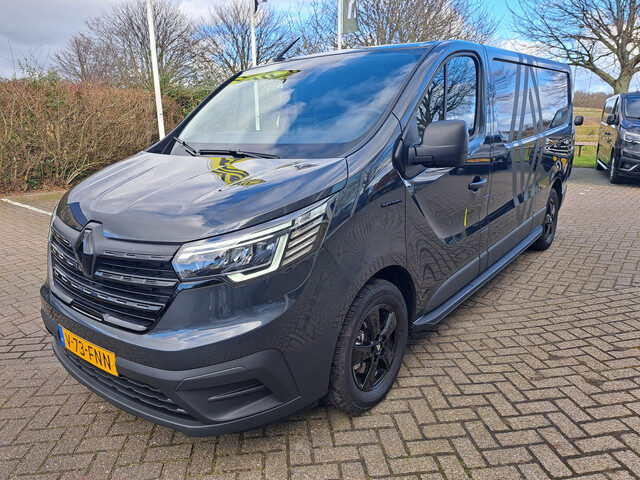 Renault Trafic 2.0 dCi 130 T30 L2H1 GB Comfort Black Edition