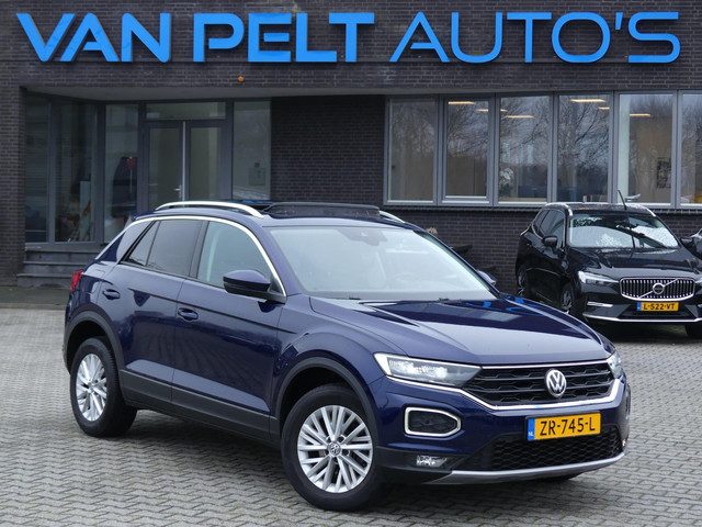 Volkswagen T-Roc 1.0 TSI Style Business / PANO / VIRTUAL / FULL LED
