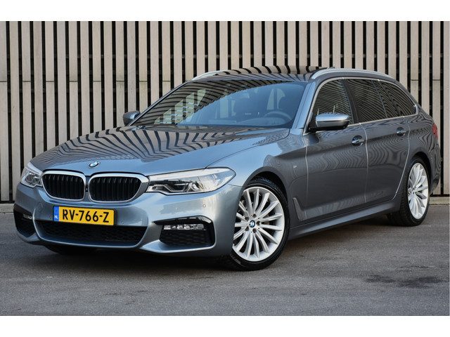 BMW 5 Serie touring 520i High Executive M-Sport Pano 360-Camera Leder Memory Head-Up Trekhaak!