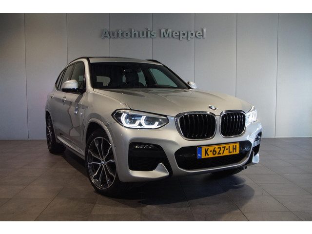 BMW X3 xDrive20i M-Sport|| Trekhaak | Panoramadak | LED|HiFi | Shadow line |