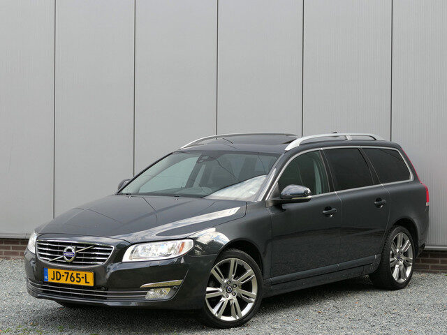 Volvo V70 2.0 T4 AUT Inscription Edition Schuifdak / Trekhaak / Stoelverwa