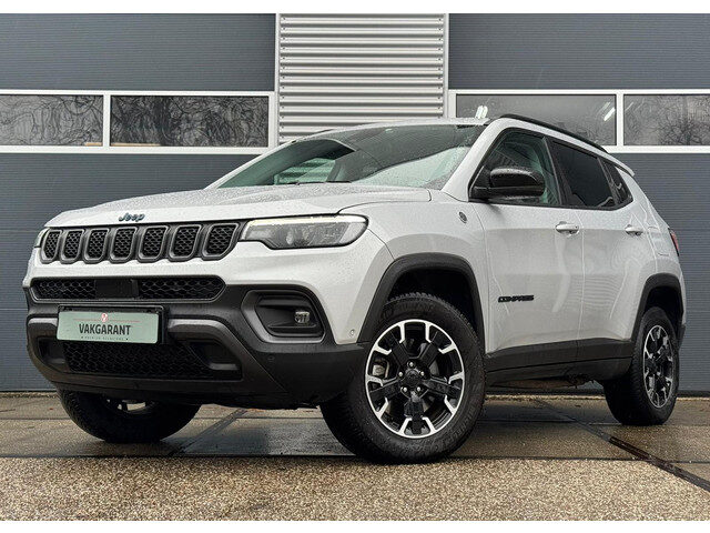 Jeep Compass 4xe 240 Plug-in Hybrid Electric Trailhawk