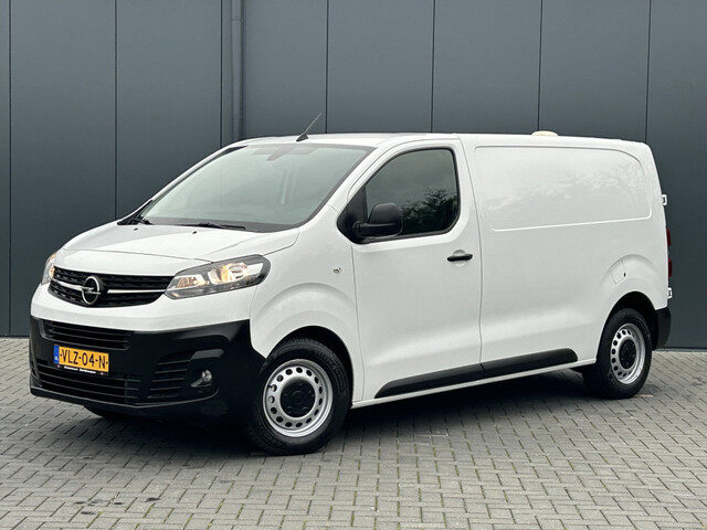 Opel Vivaro 2.0 CDTI 123 PK / L2H1 / 1e EIG. / SORTIMO INRICHTING / TREKHAAK / CAMERA / AIRCO / CRUI