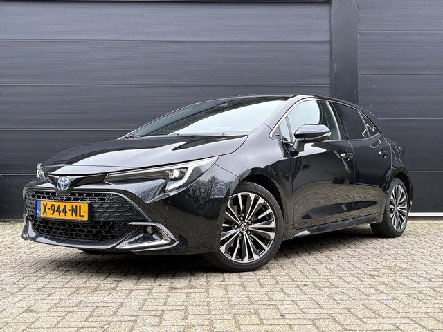 Toyota Corolla Hybrid 200 Business Plus | Facelift | Navigatie | NL-auto