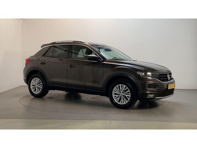 Volkswagen T-Roc 1.0 TSI Style Panoramadak LED Climate Control Parkeersensoren