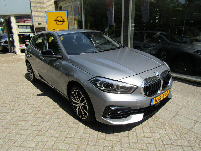 BMW 1 Serie (f40) 118i AUTOMAAT NAVIGATIE CAMERA BLUET.
